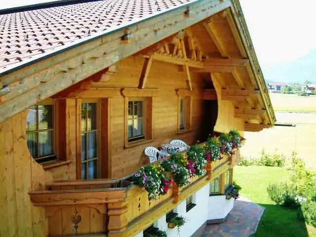 Apartment Landhaus Lindl *