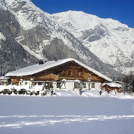 Lindl - Ein Ruhiges Platzl Zum Wohlfuehlen Leutasch